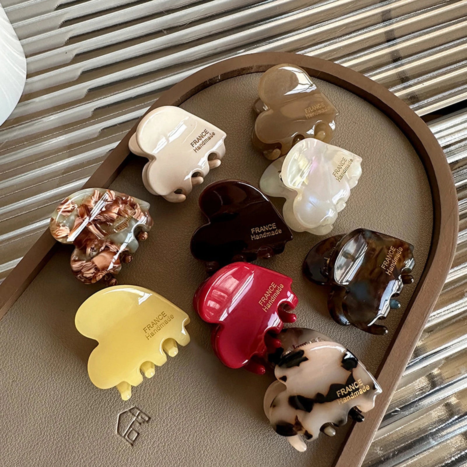Korean style heart shaped claw clip hair accessory for women and girls